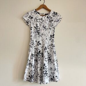 H&M cottagecore cream floral dress, size 2